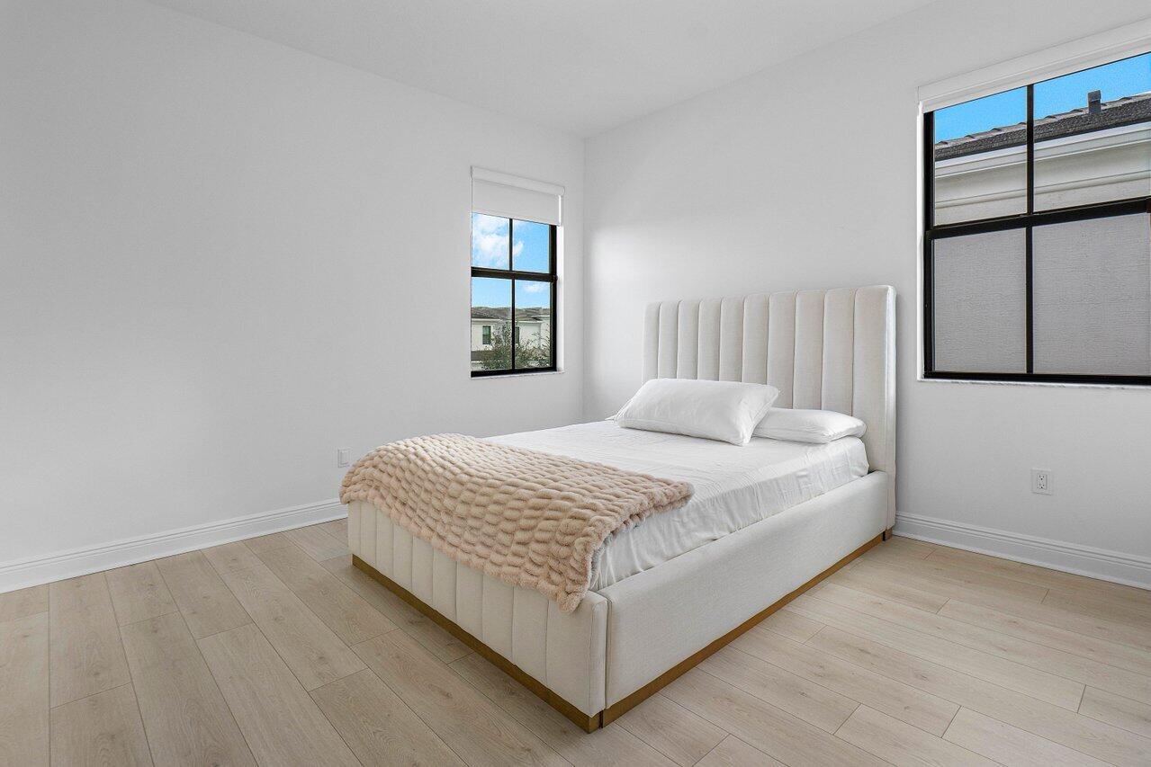 13450 Artisan Circle