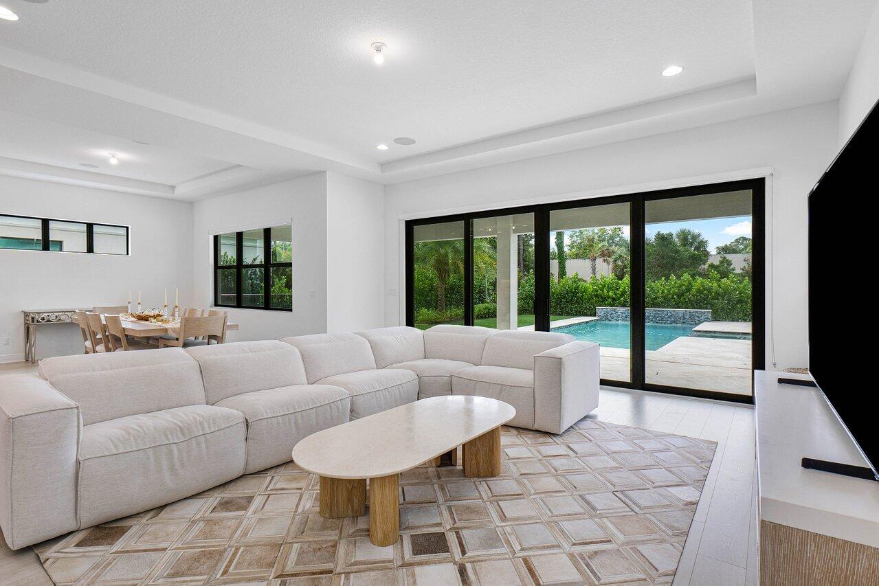 13450 Artisan Circle