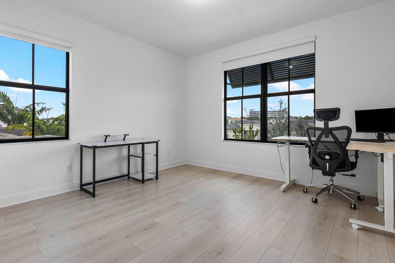 13450 Artisan Circle