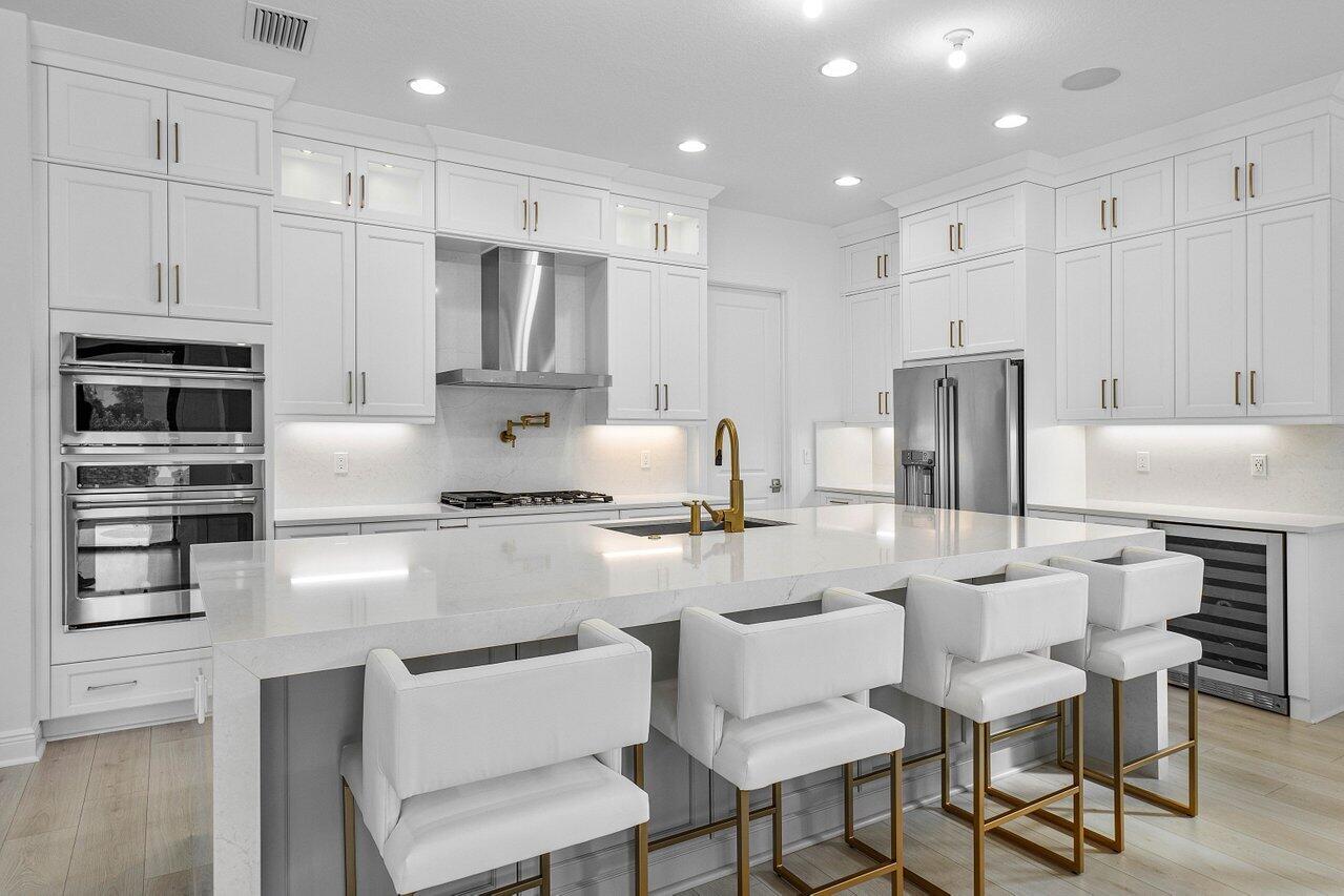 13450 Artisan Circle