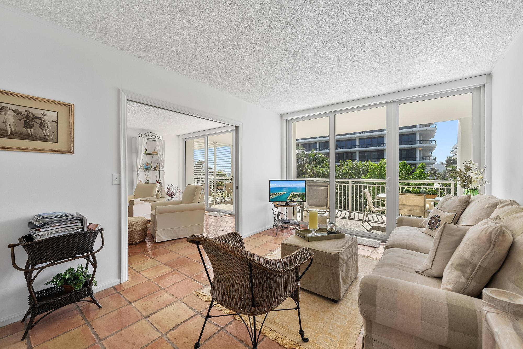 2600 S Ocean Boulevard 305s