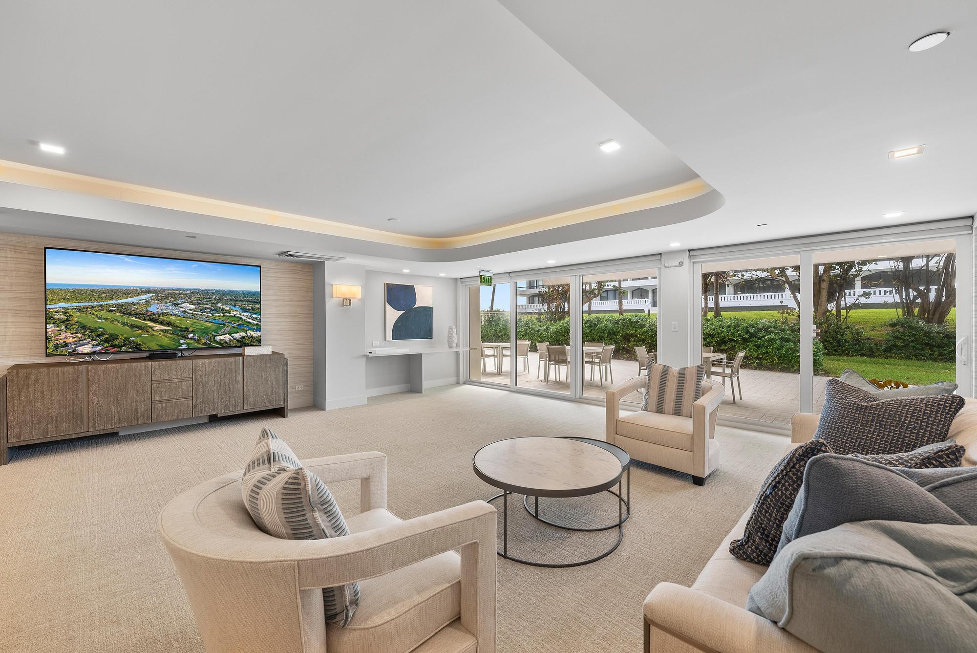 2600 S Ocean Boulevard 305s