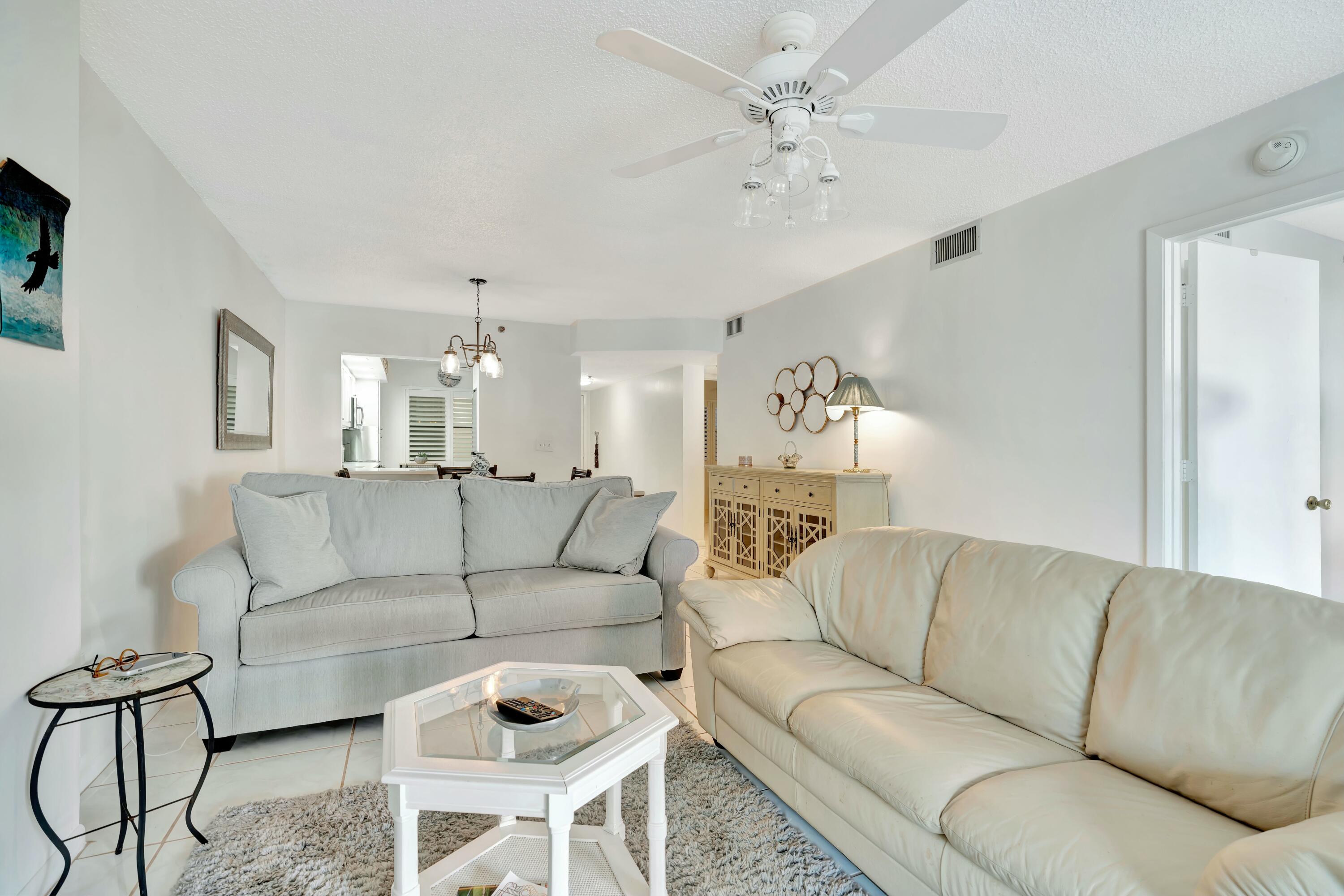 896 N Federal Highway 223