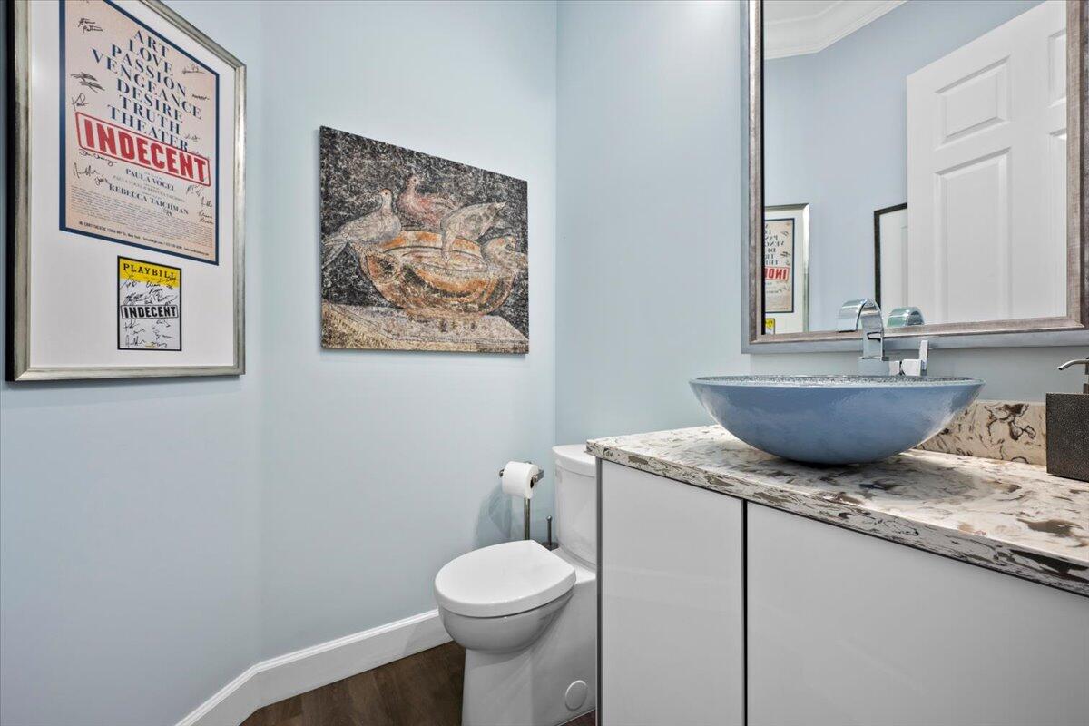 303 Vizcaya Drive