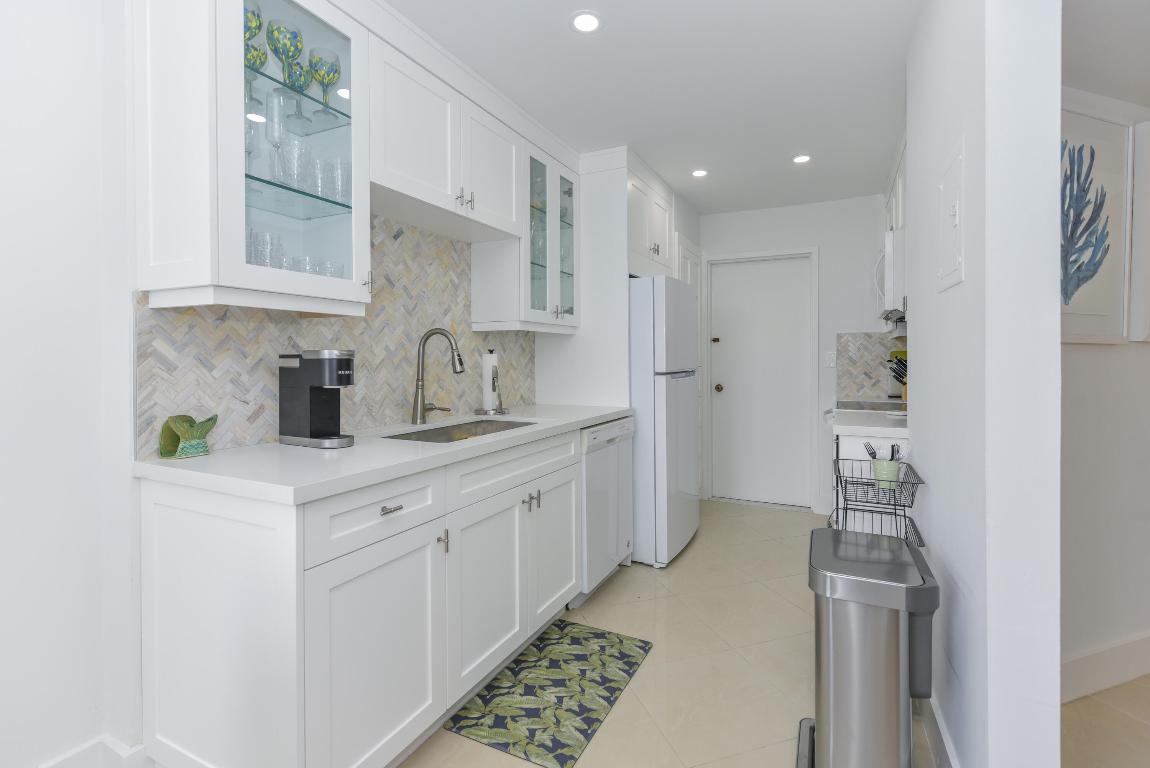 2860 S Ocean Boulevard 202