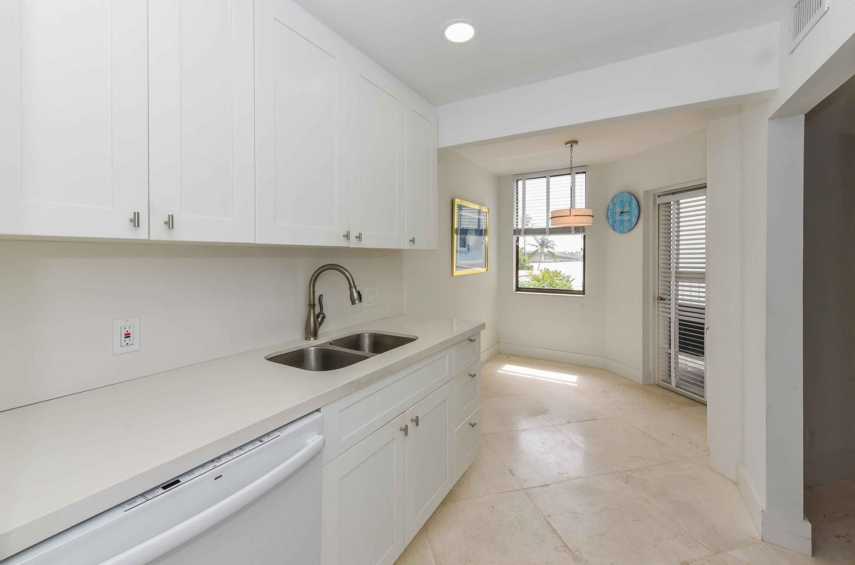 2860 S Ocean Boulevard 211