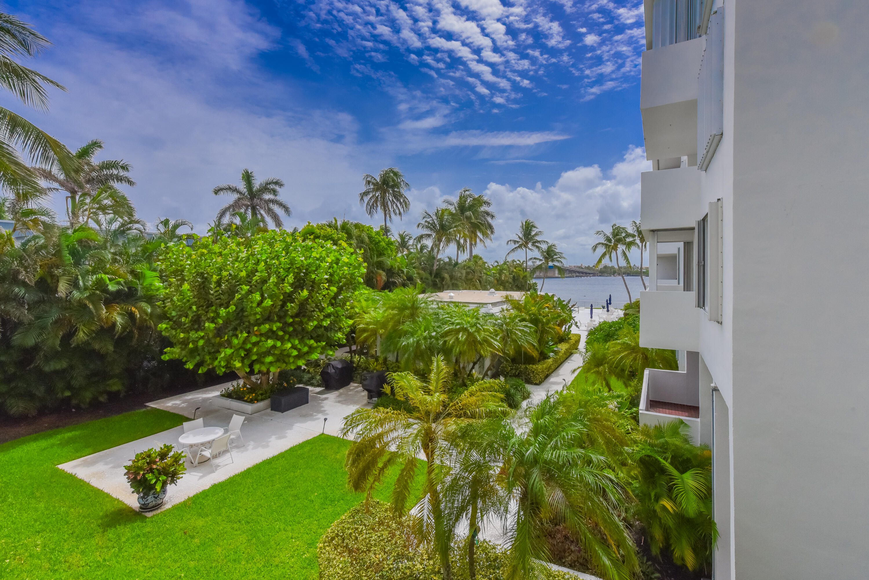 2860 S Ocean Boulevard 211
