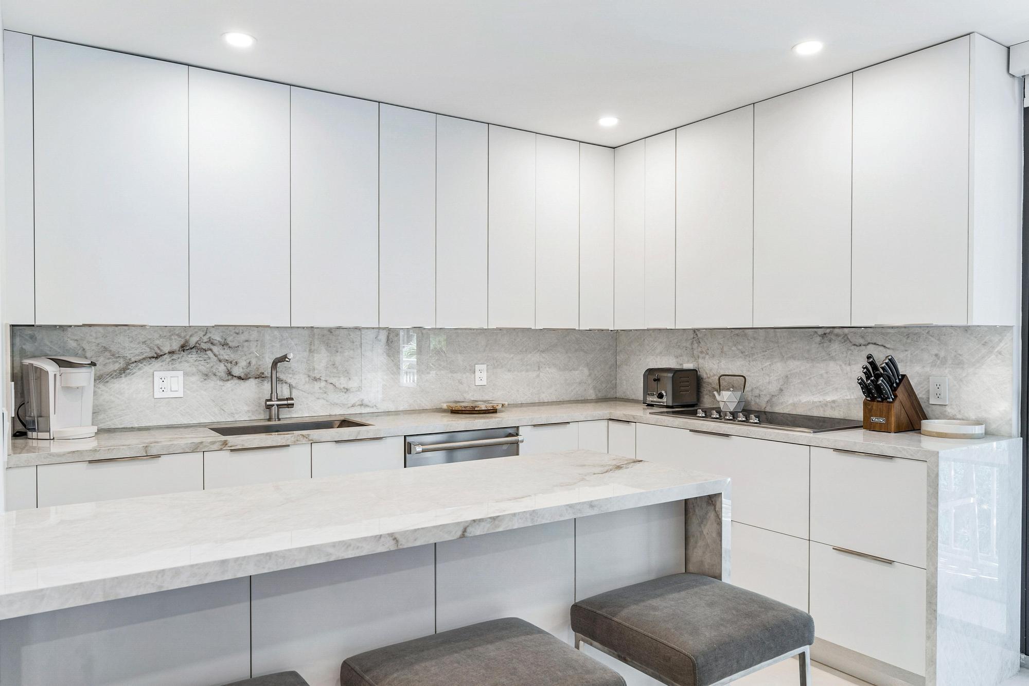 2600 S Ocean Boulevard 104s