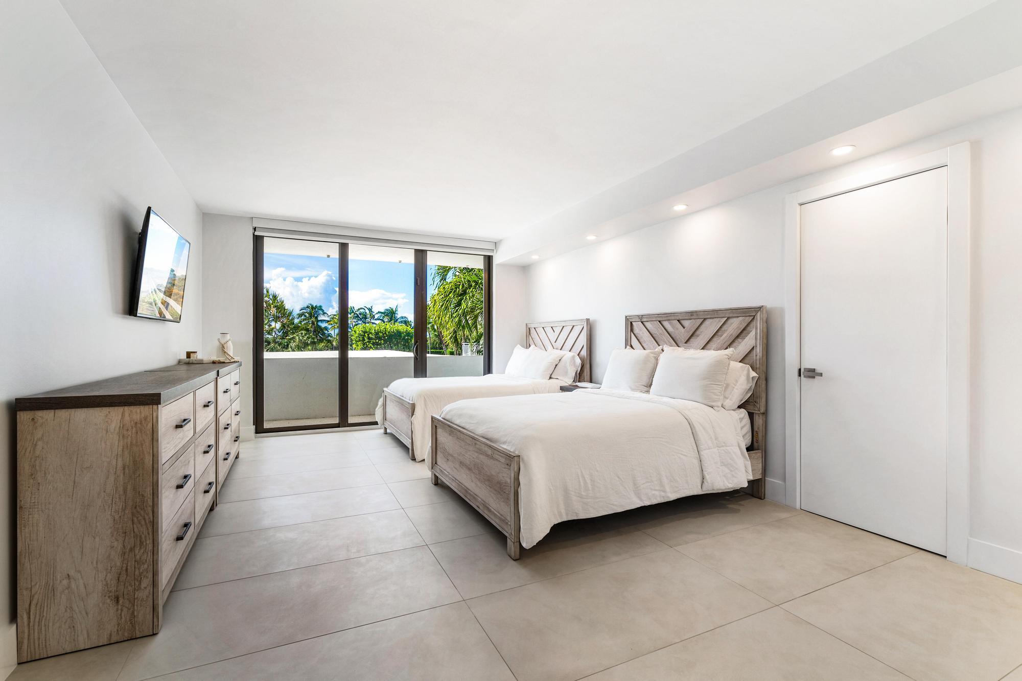 2600 S Ocean Boulevard 104s