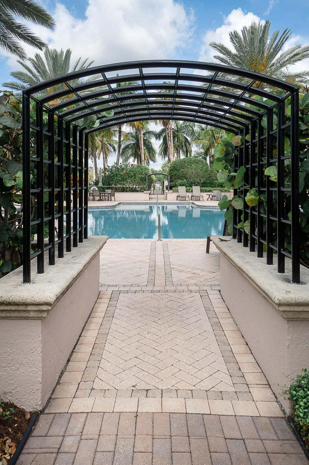 2727 Anzio Court 105