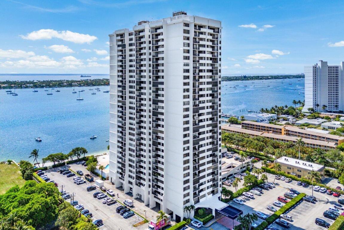 5600 N Flagler Drive Ph109