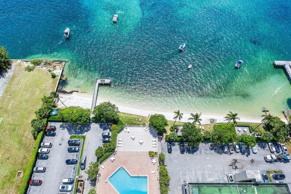 5600 N Flagler Drive Ph109