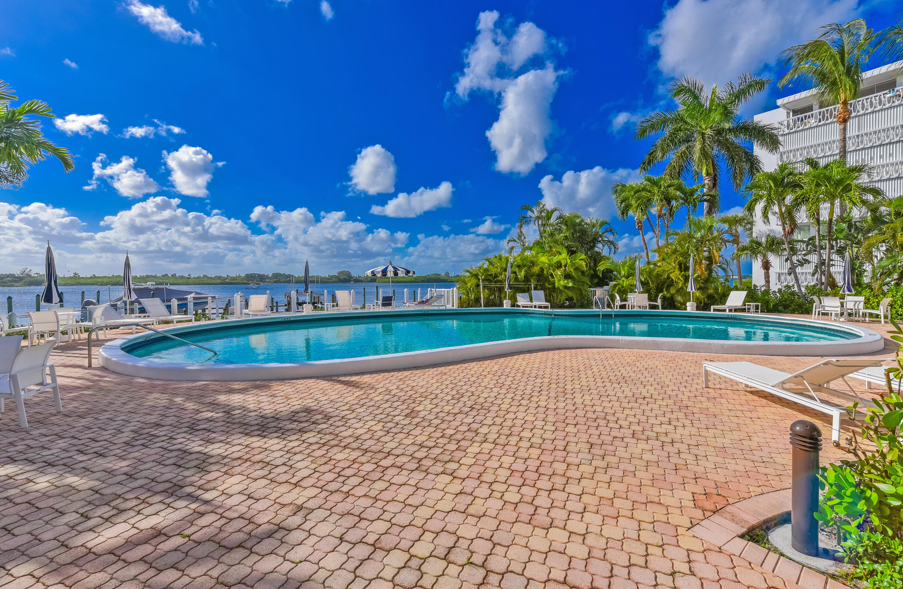 2505 S Ocean Boulevard 411