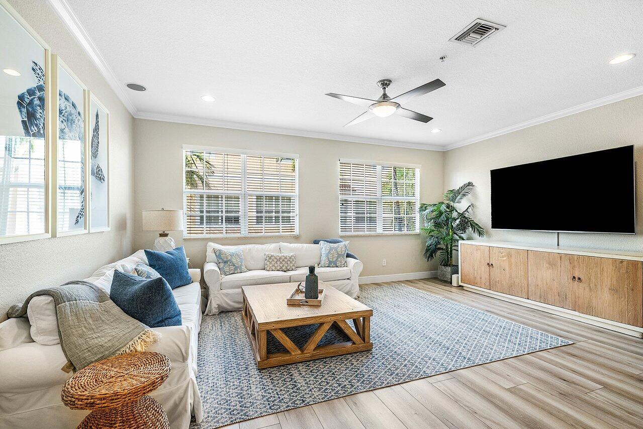 124 Harbors Way