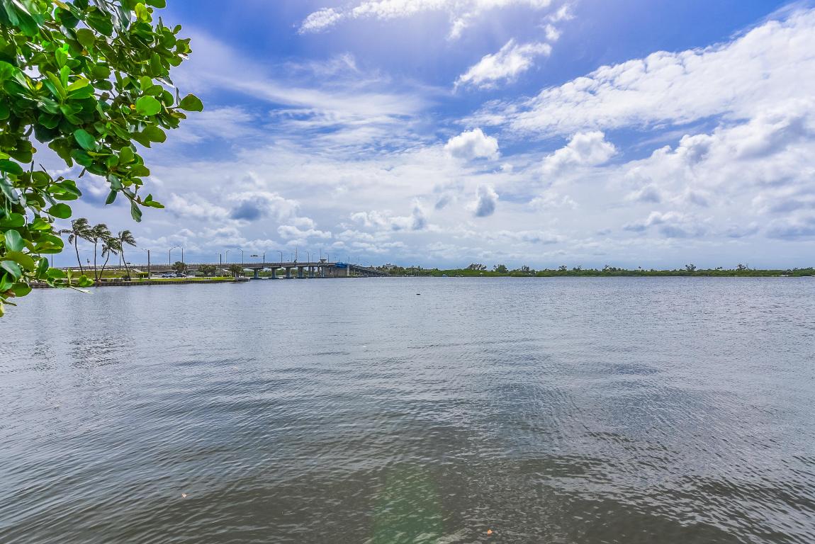 2860 S Ocean Boulevard 311