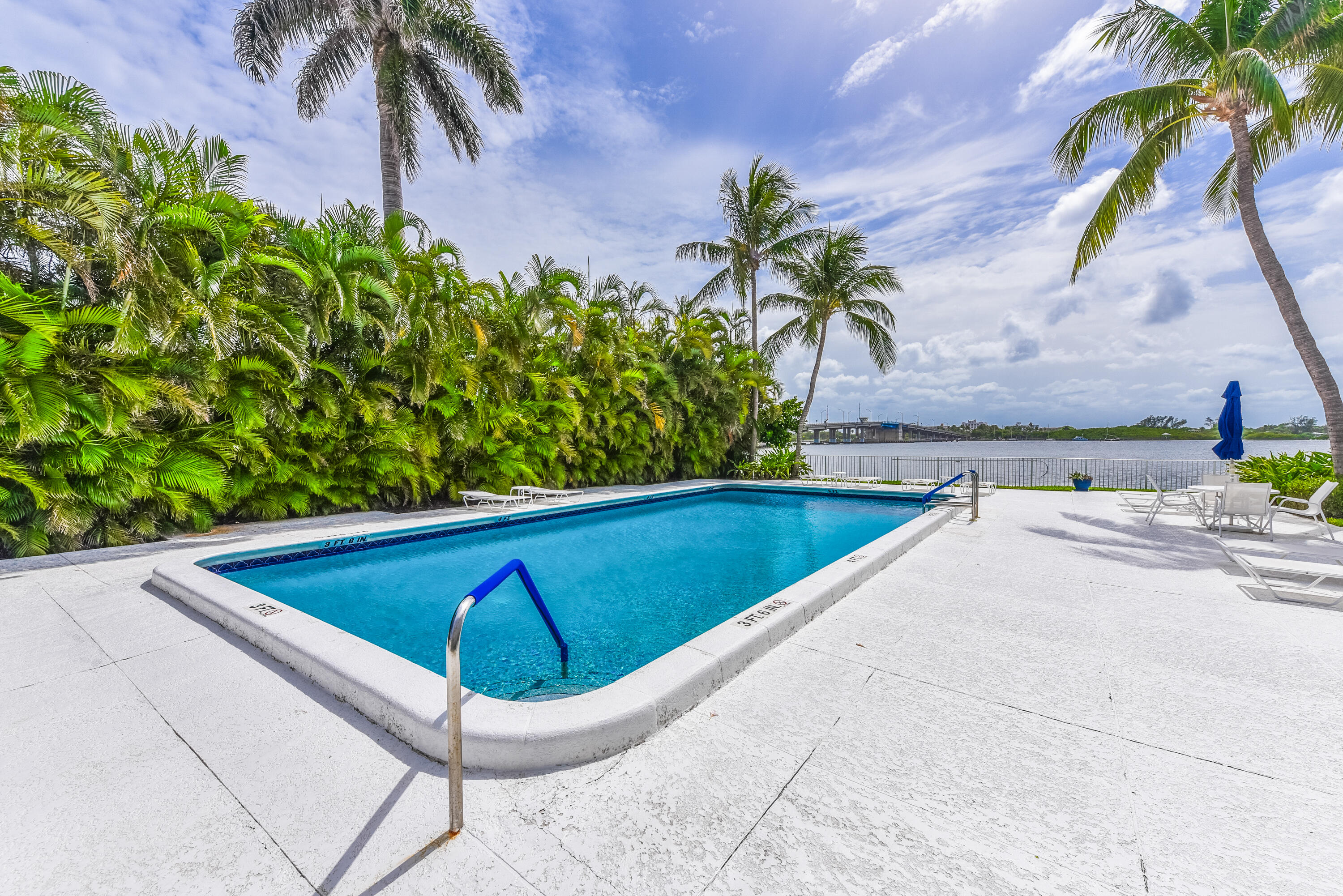 2860 S Ocean Boulevard 311