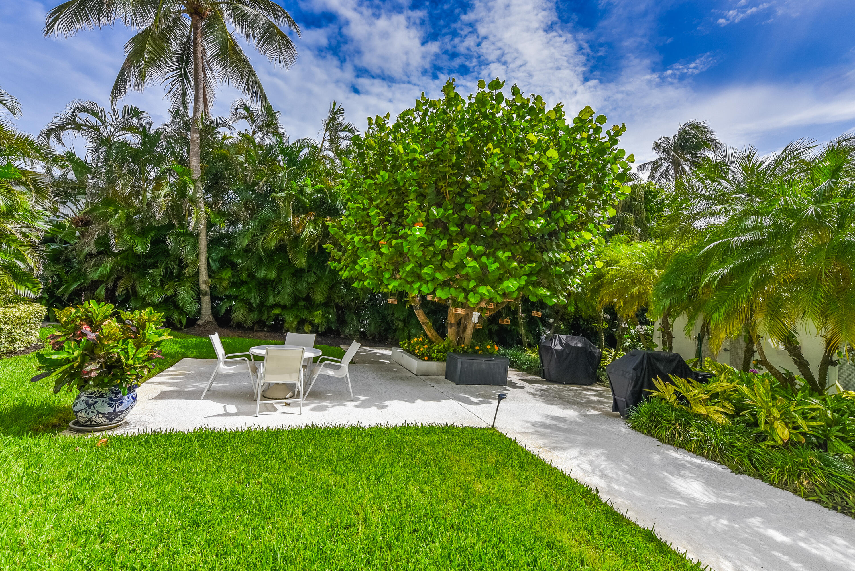 2860 S Ocean Boulevard 311