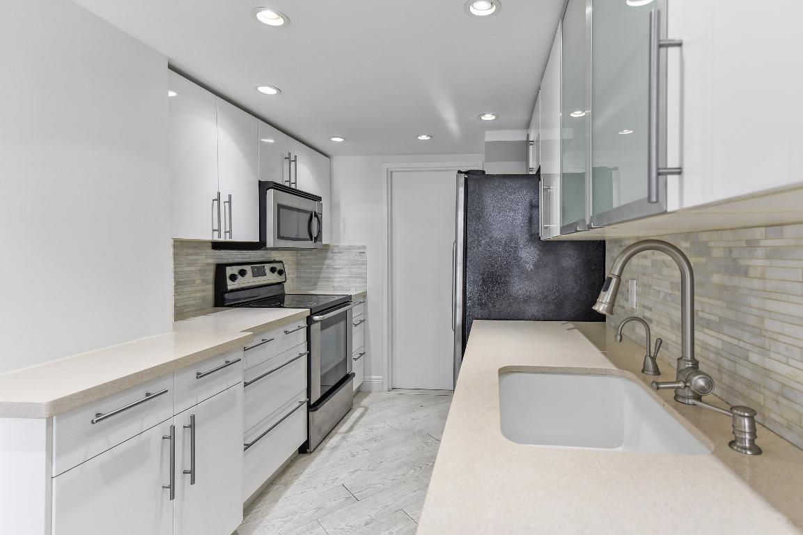 2860 S Ocean Boulevard 311