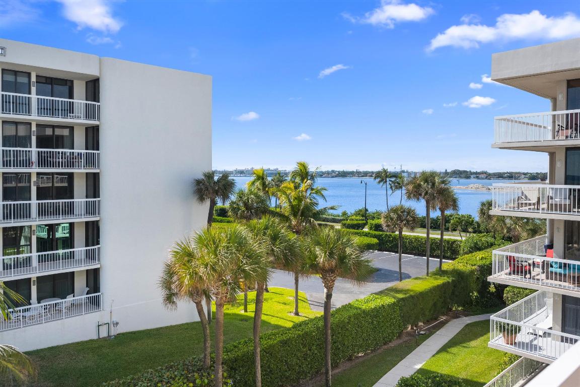 3250 S Ocean Boulevard 401s, Palm Beach Unit: 401s