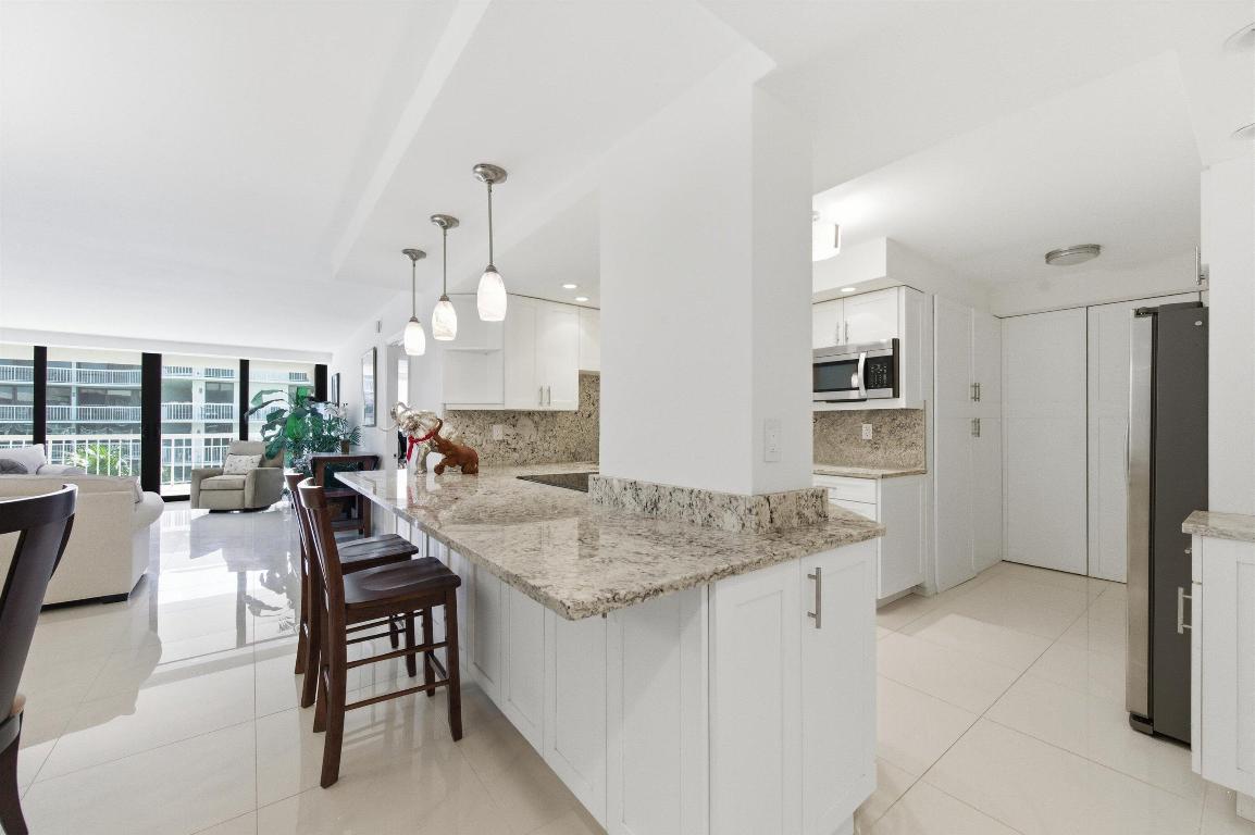 3250 S Ocean Boulevard 401s, Palm Beach Unit: 401s