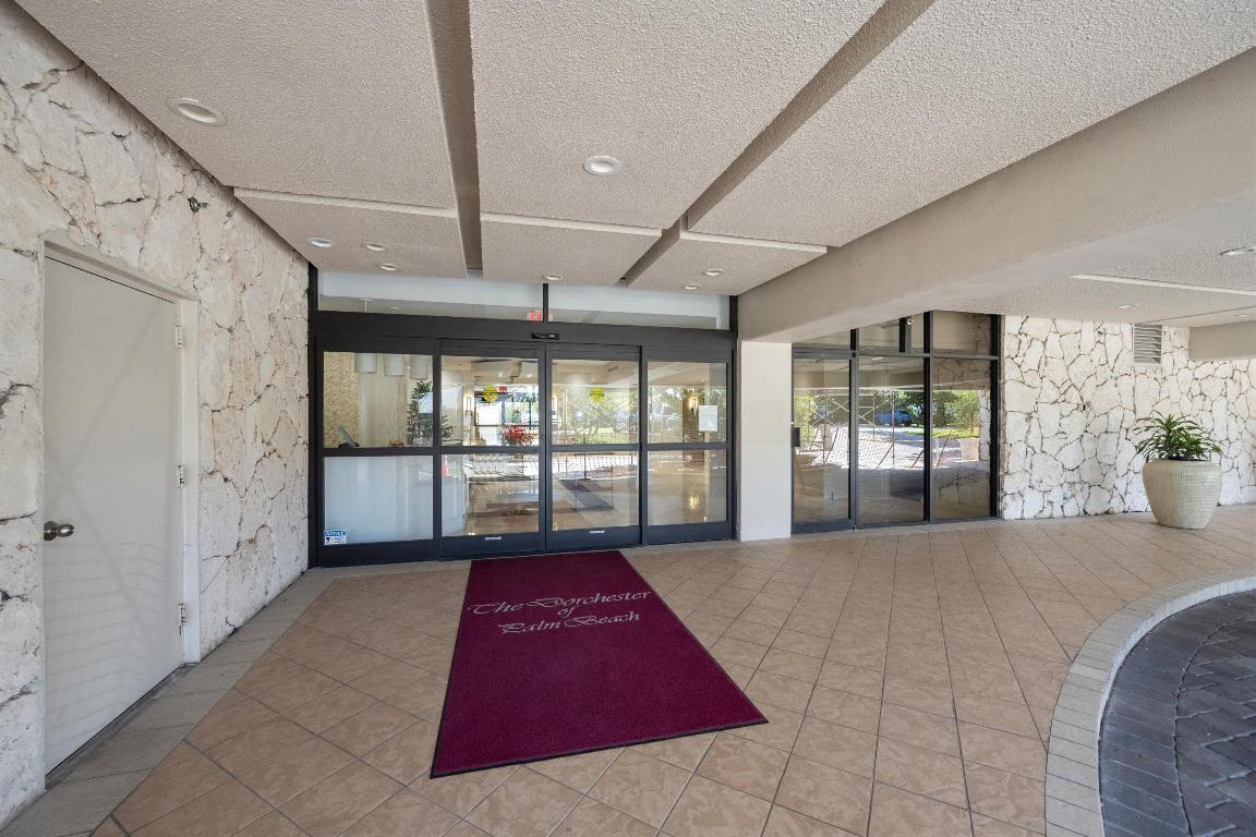 3250 S Ocean Boulevard 401s, Palm Beach Unit: 401s