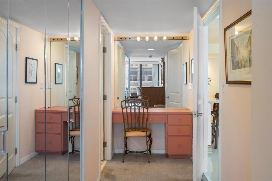 3250 S Ocean Boulevard 401s, Palm Beach Unit: 401s