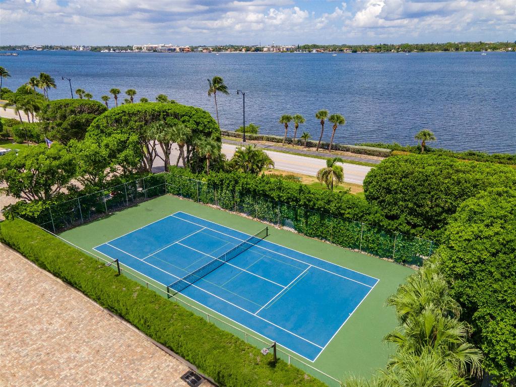 3250 S Ocean Boulevard 401s, Palm Beach Unit: 401s