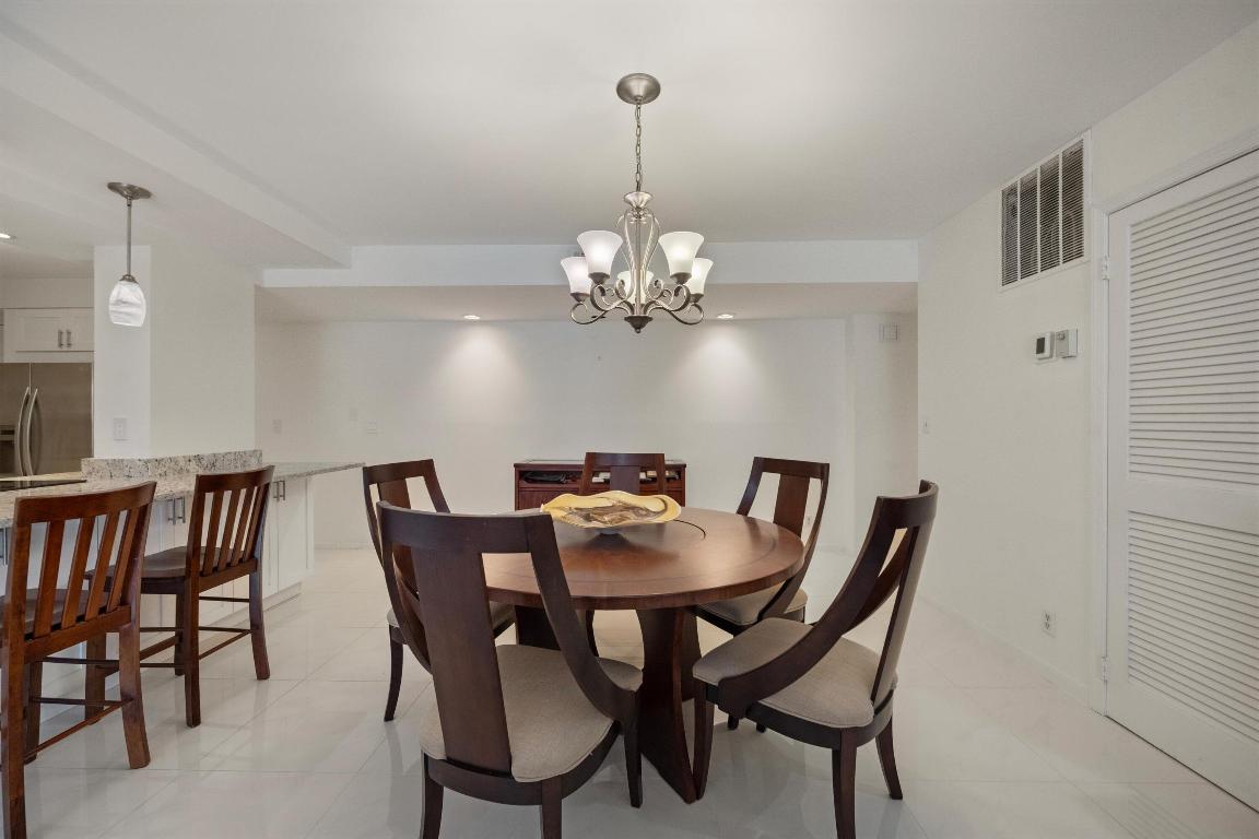 3250 S Ocean Boulevard 401s, Palm Beach Unit: 401s
