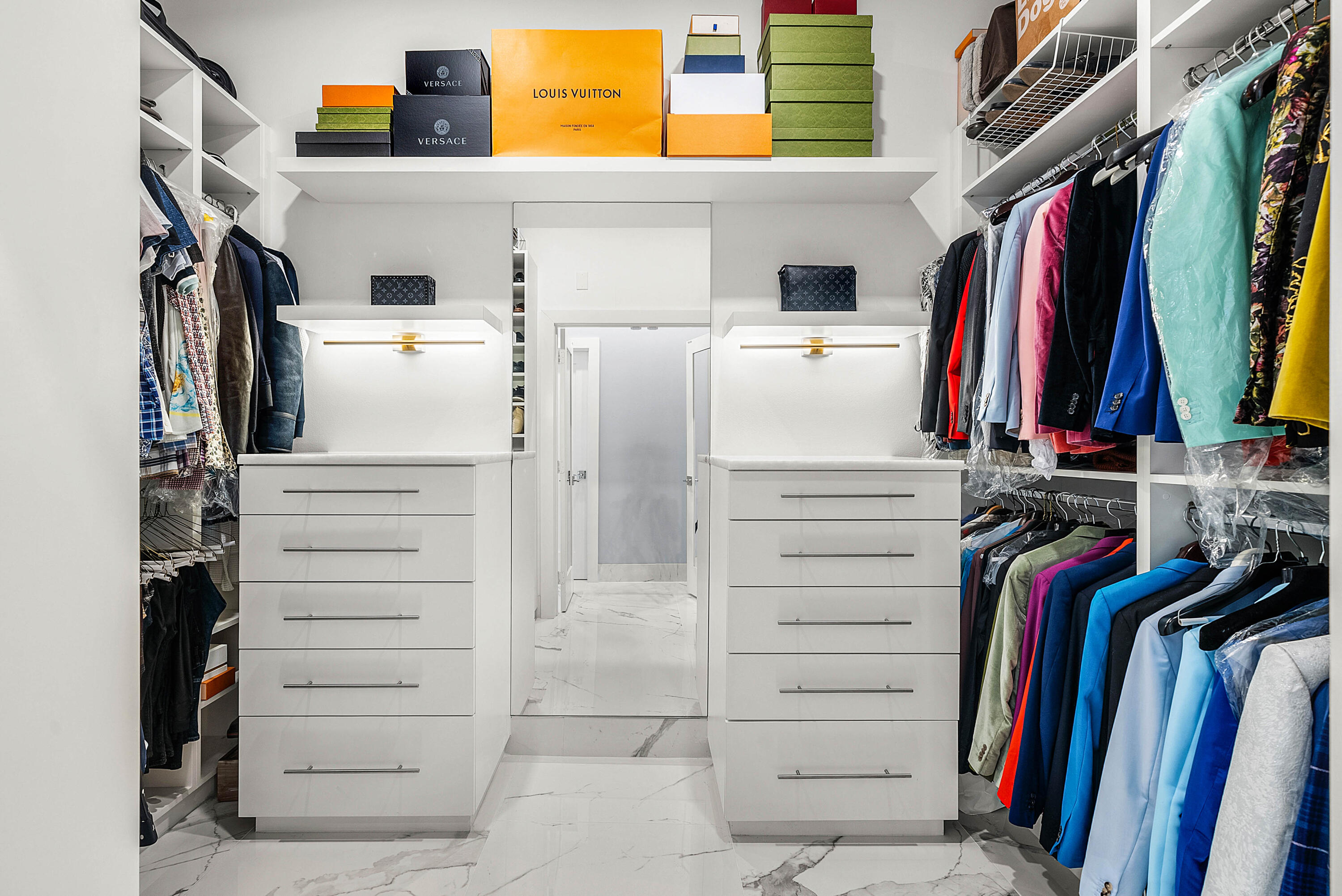 7032 Brunswick Circle