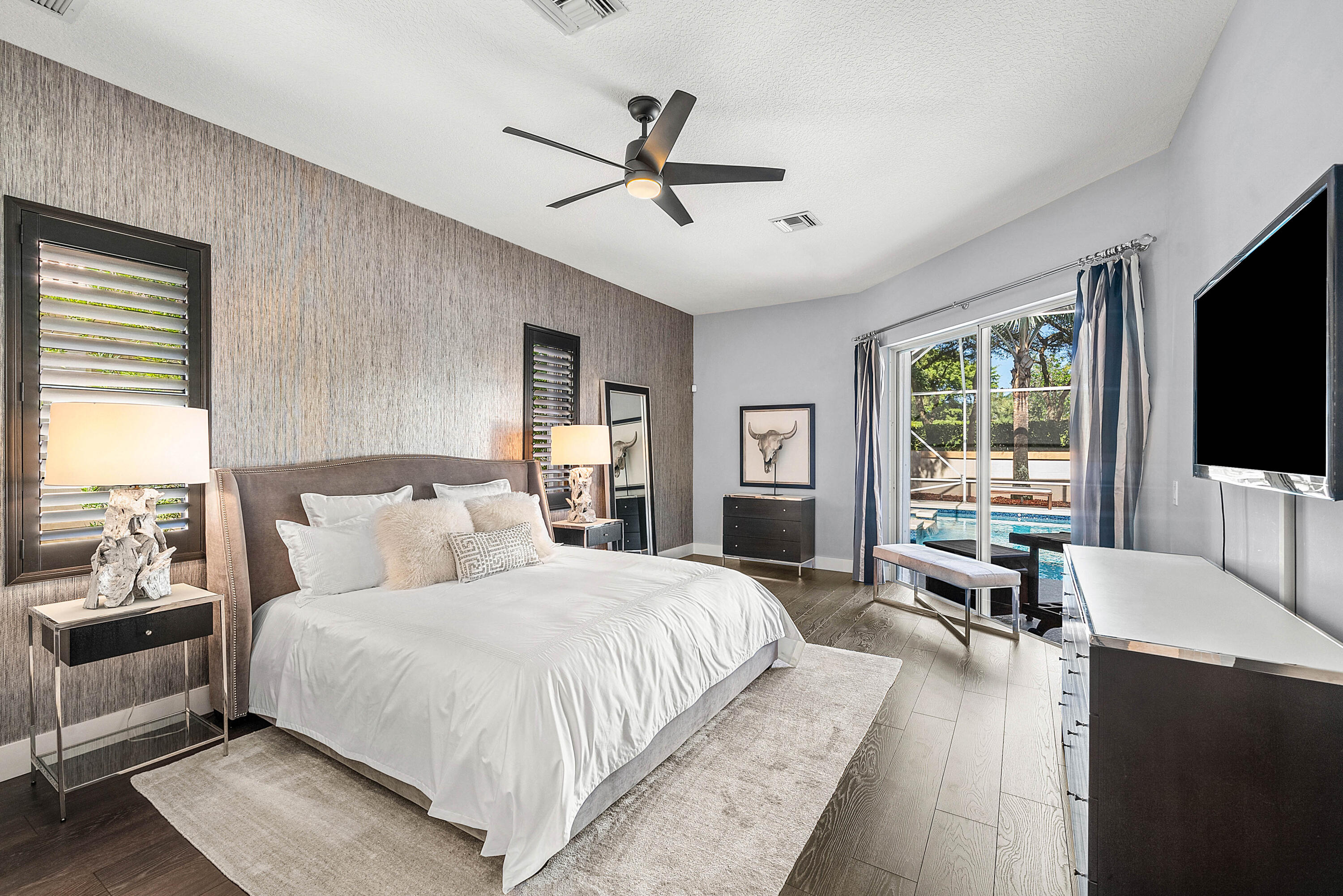 7032 Brunswick Circle