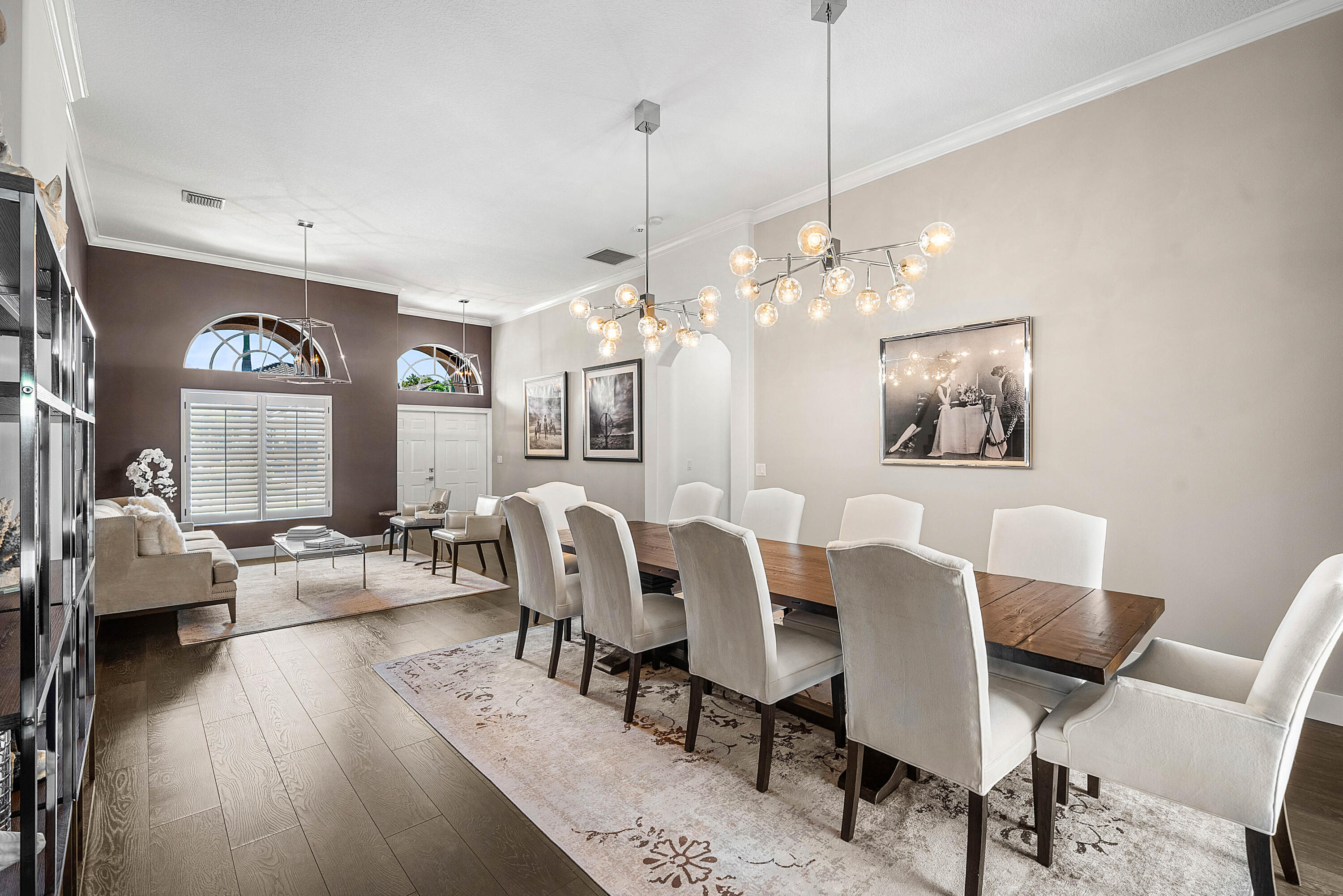 7032 Brunswick Circle