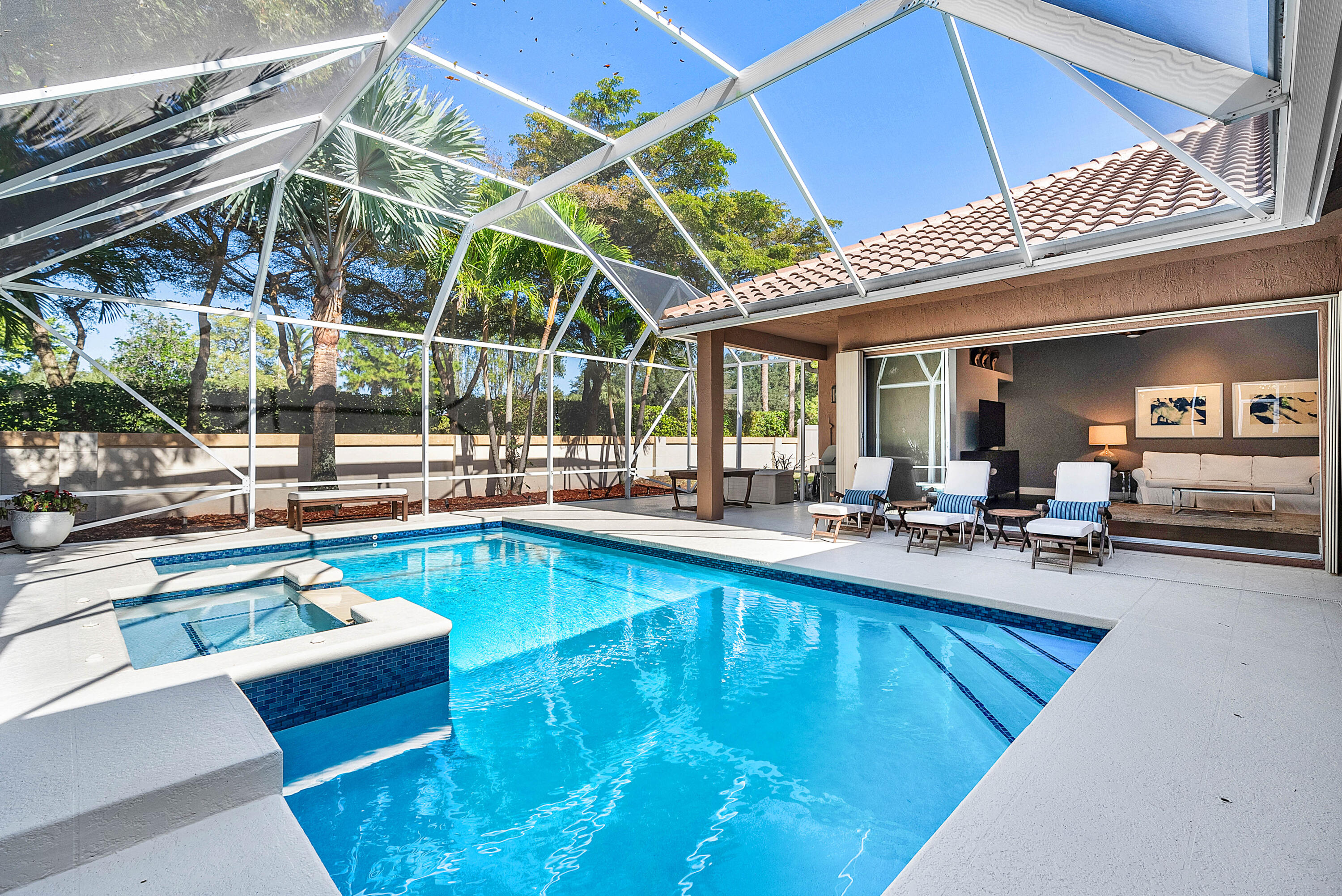 7032 Brunswick Circle