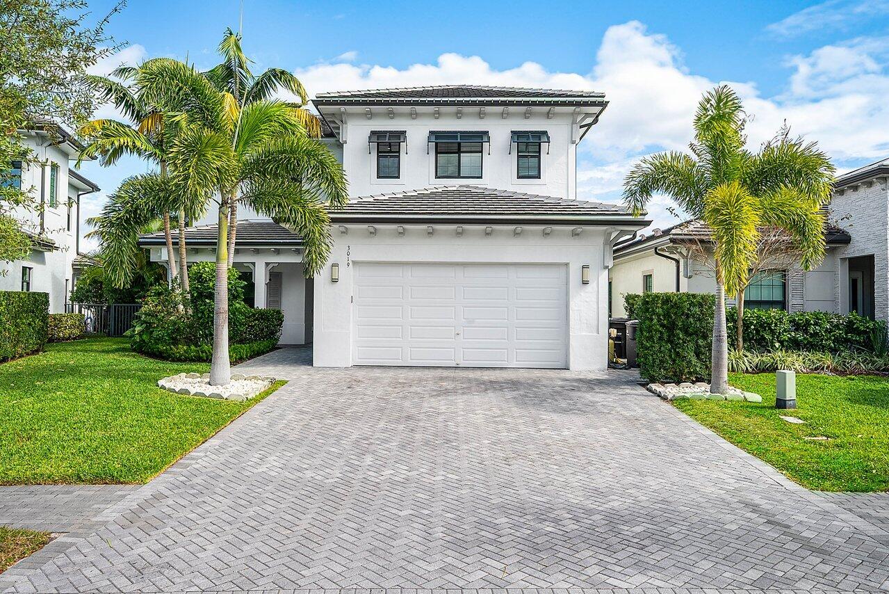 3019 Gin Berry Way