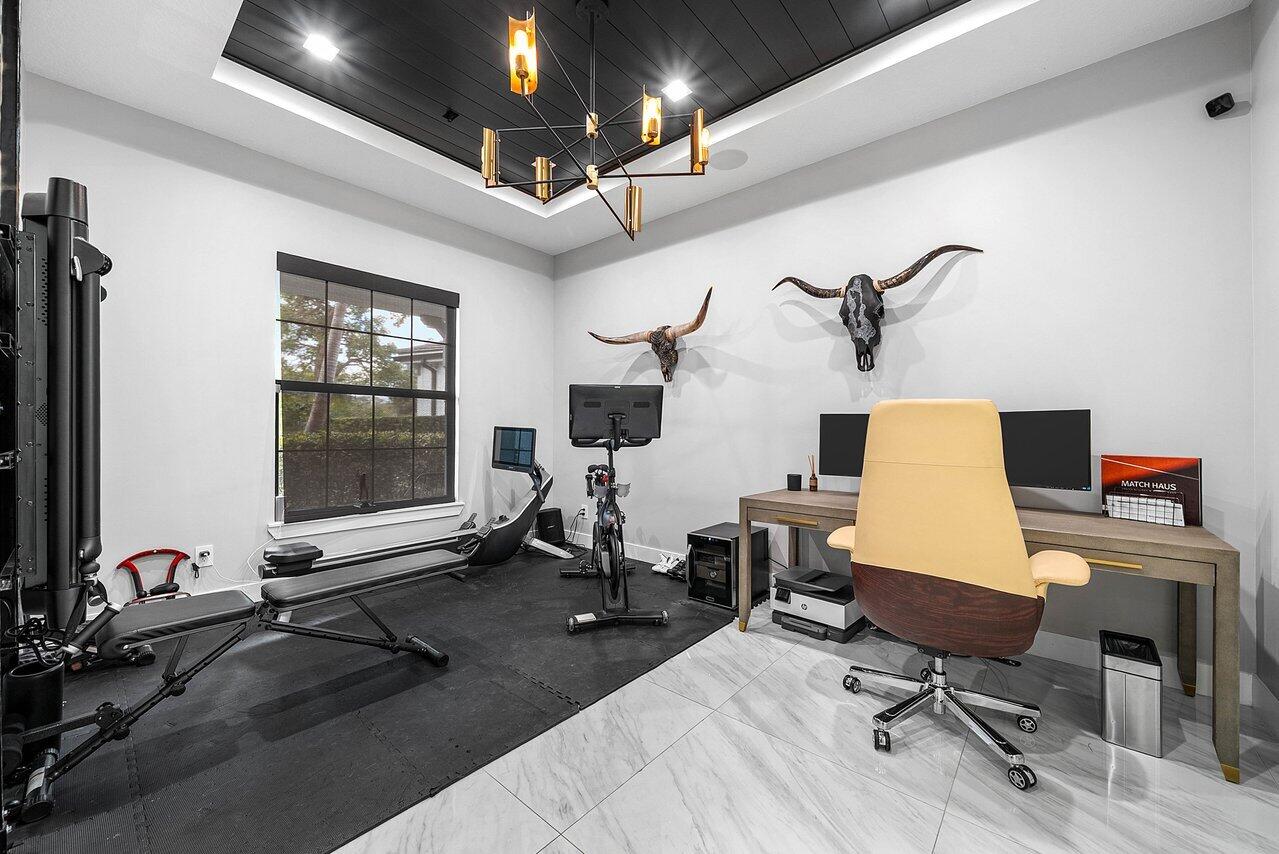 3019 Gin Berry Way