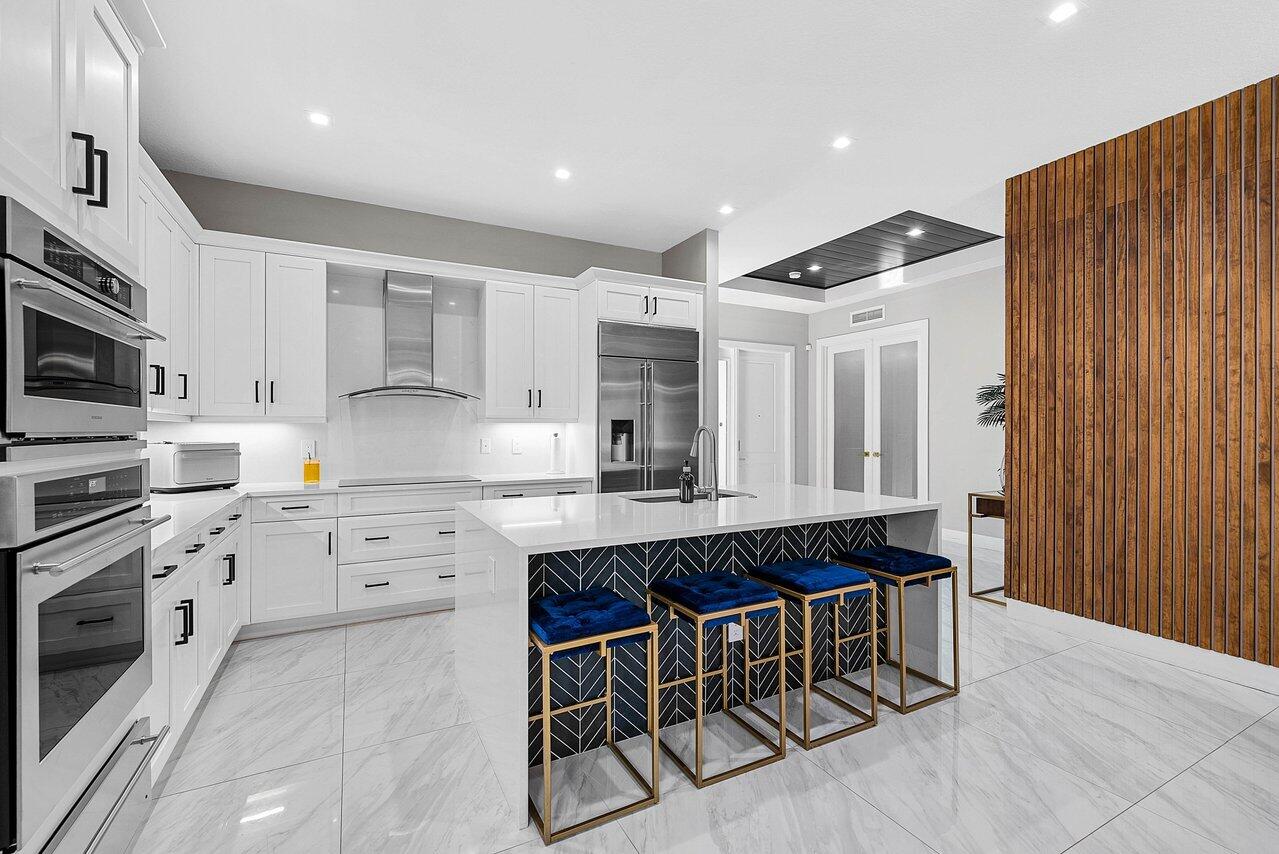 3019 Gin Berry Way