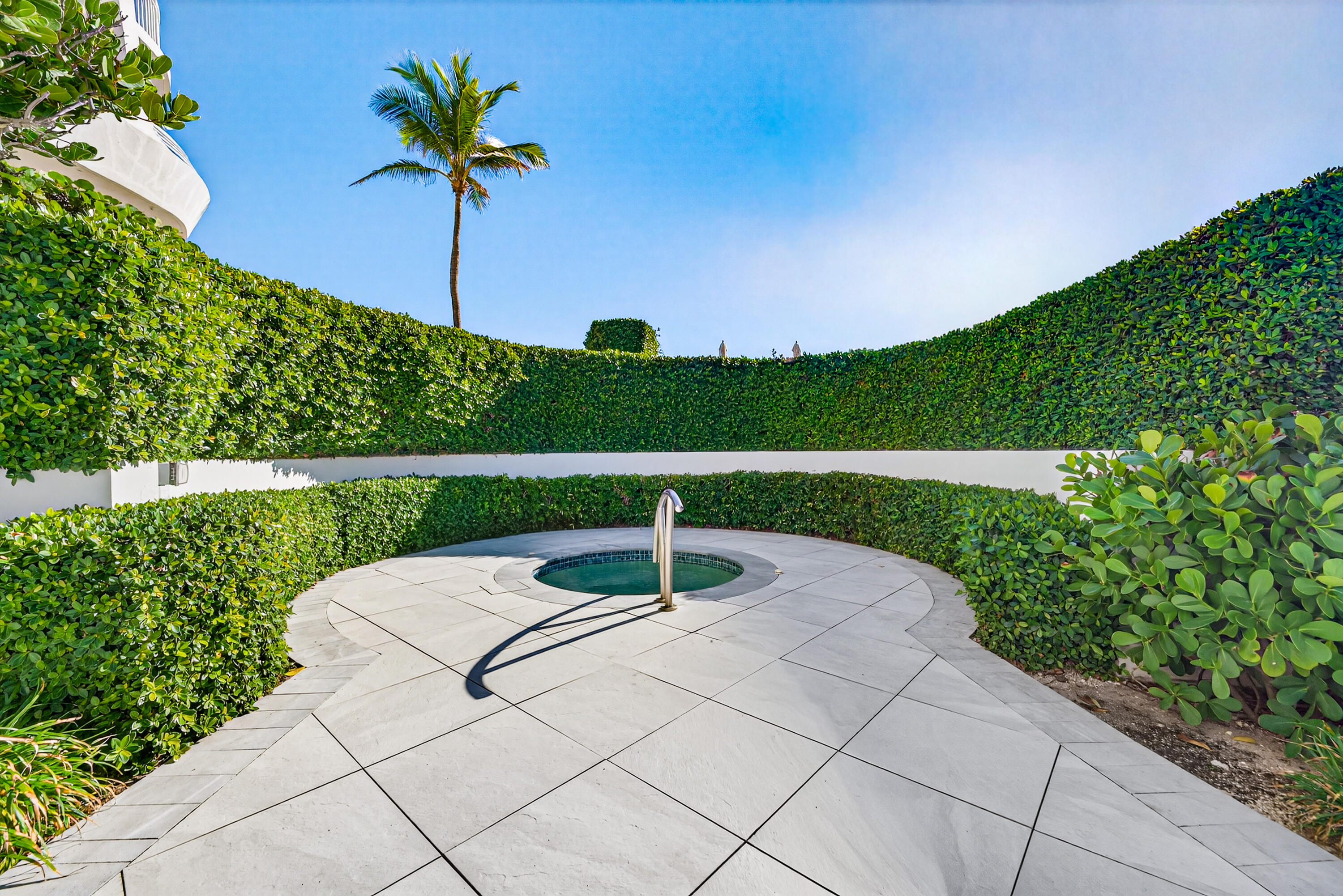 2600 S Ocean Boulevard 403s