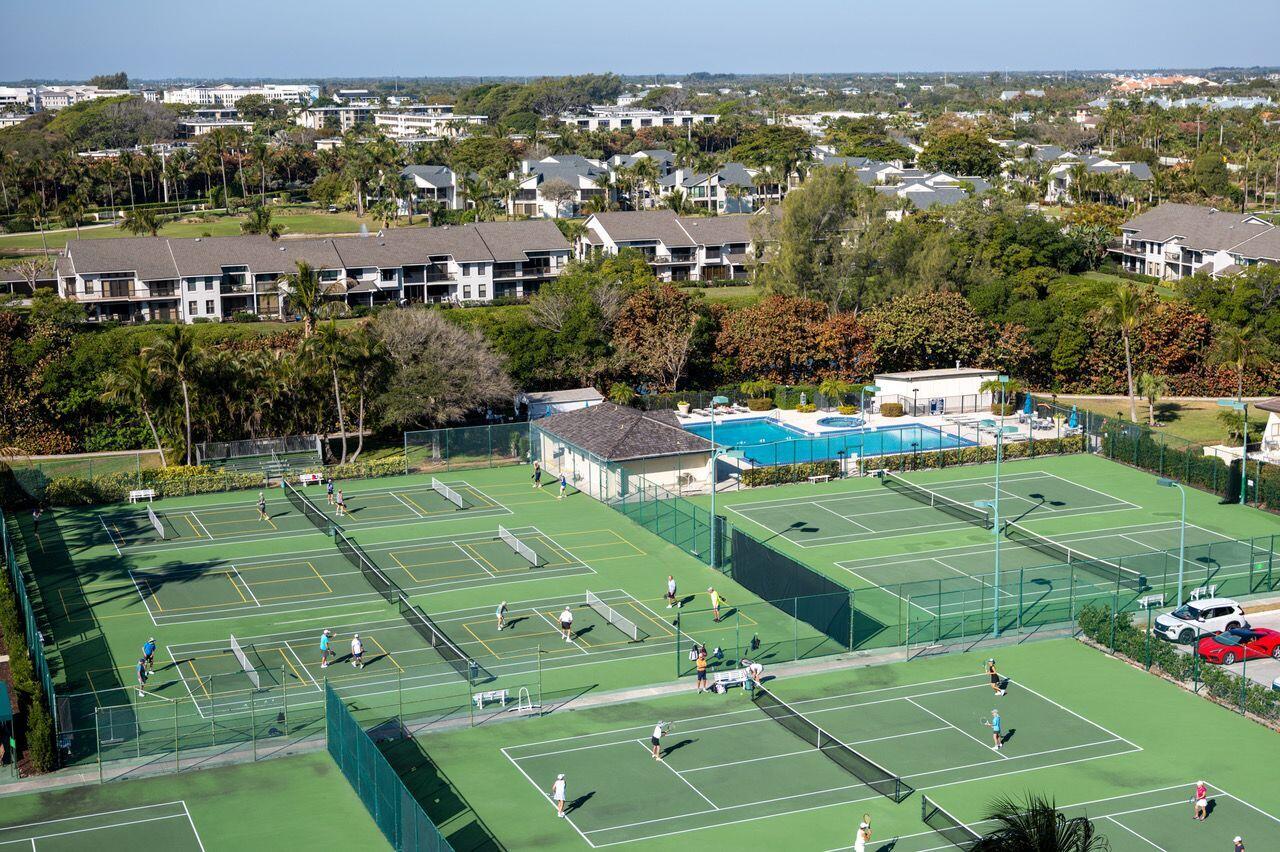 200 Ocean Trail Way 801