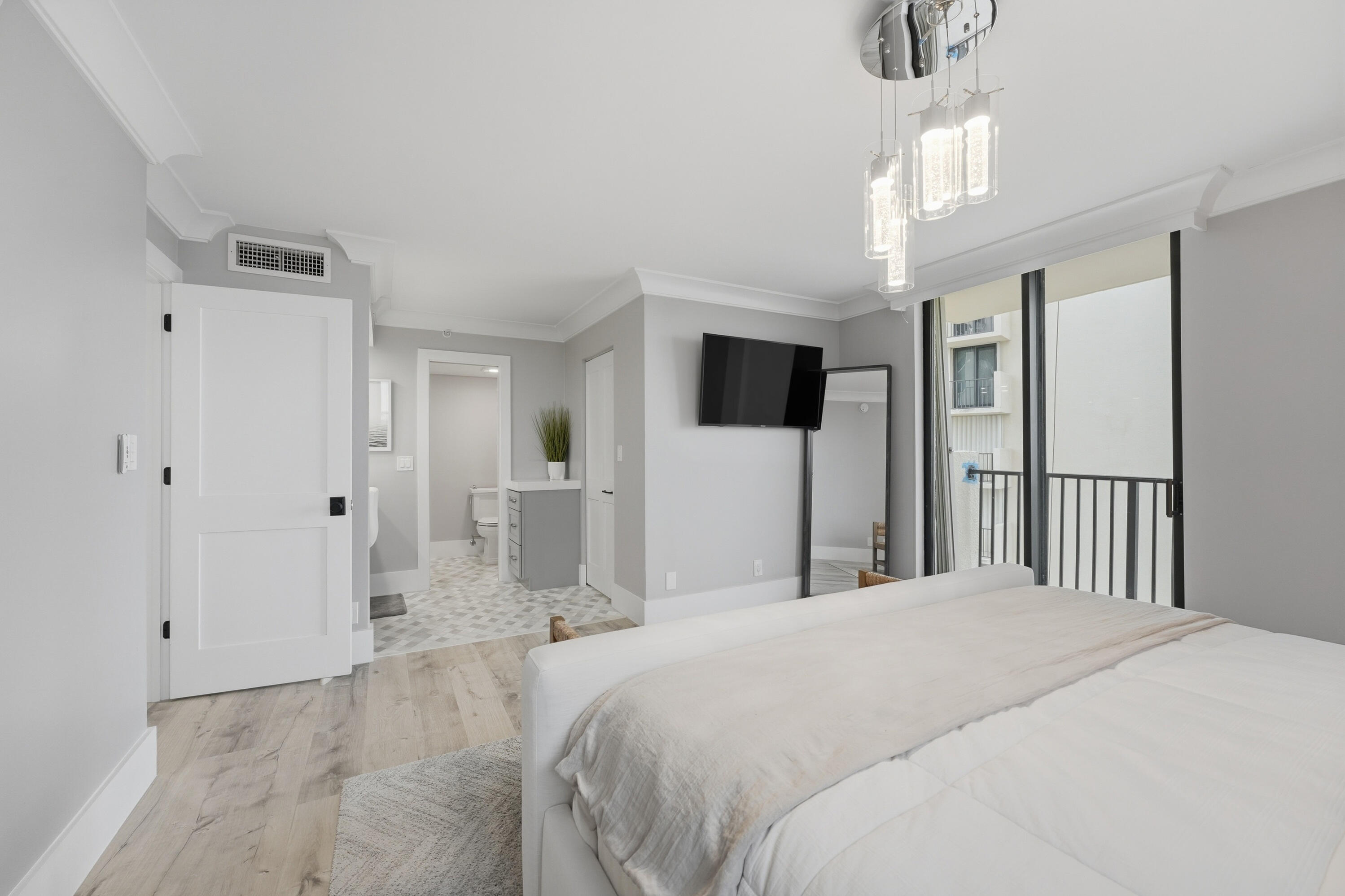 200 Ocean Trail Way 801