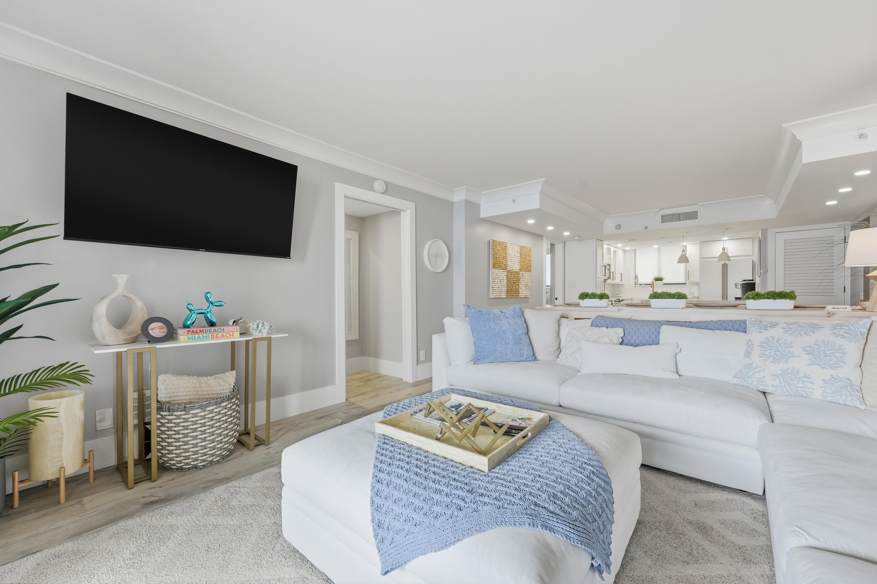 200 Ocean Trail Way 801