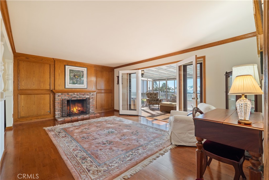 1806 W 25th