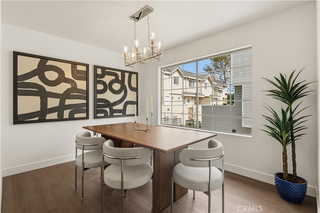 2800 Plaza Del Amo 47