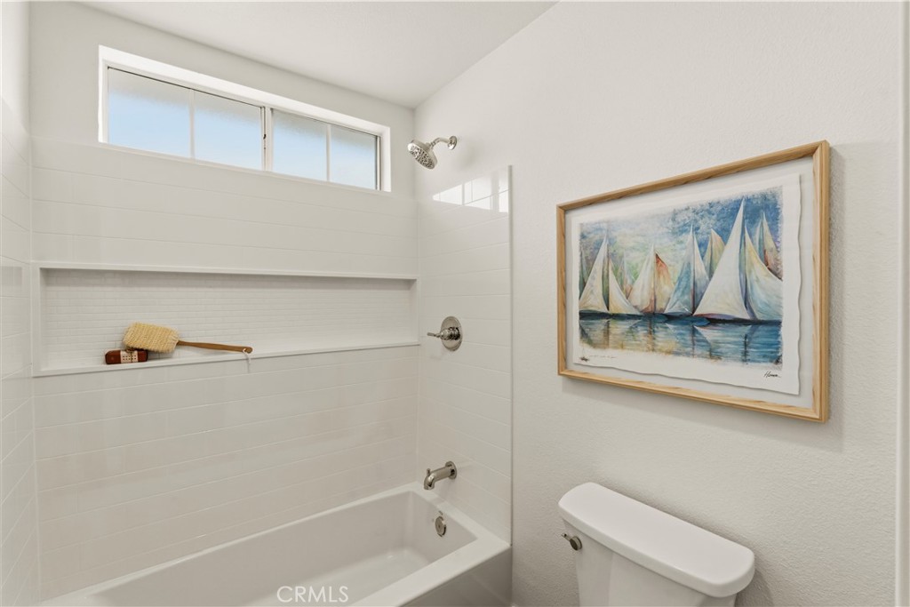 2800 Plaza Del Amo 47