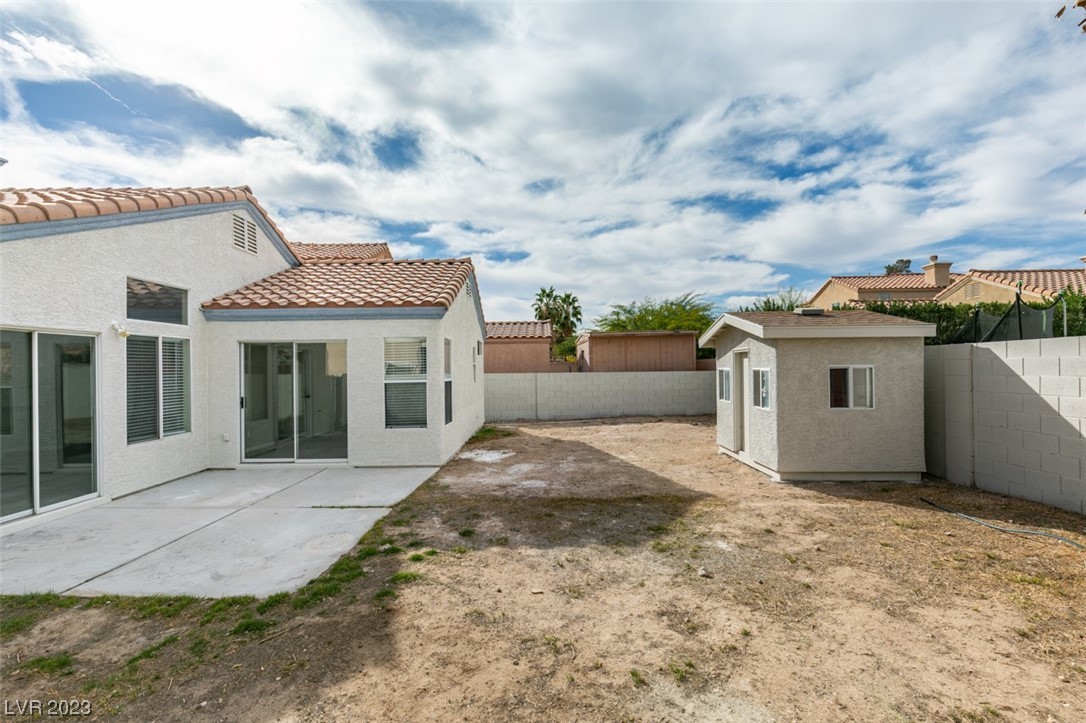4927 Rancho Domingo Court