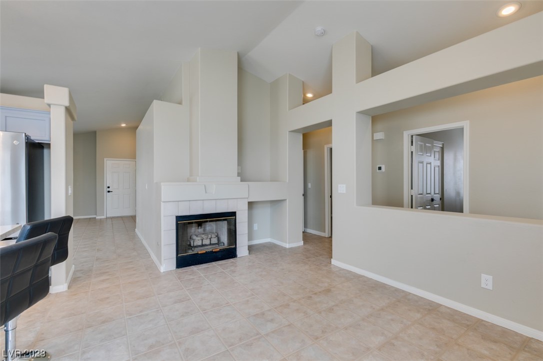 4927 Rancho Domingo Court