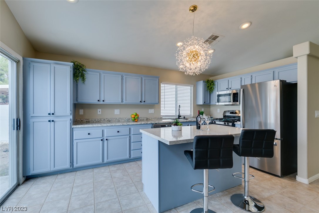 4927 Rancho Domingo Court