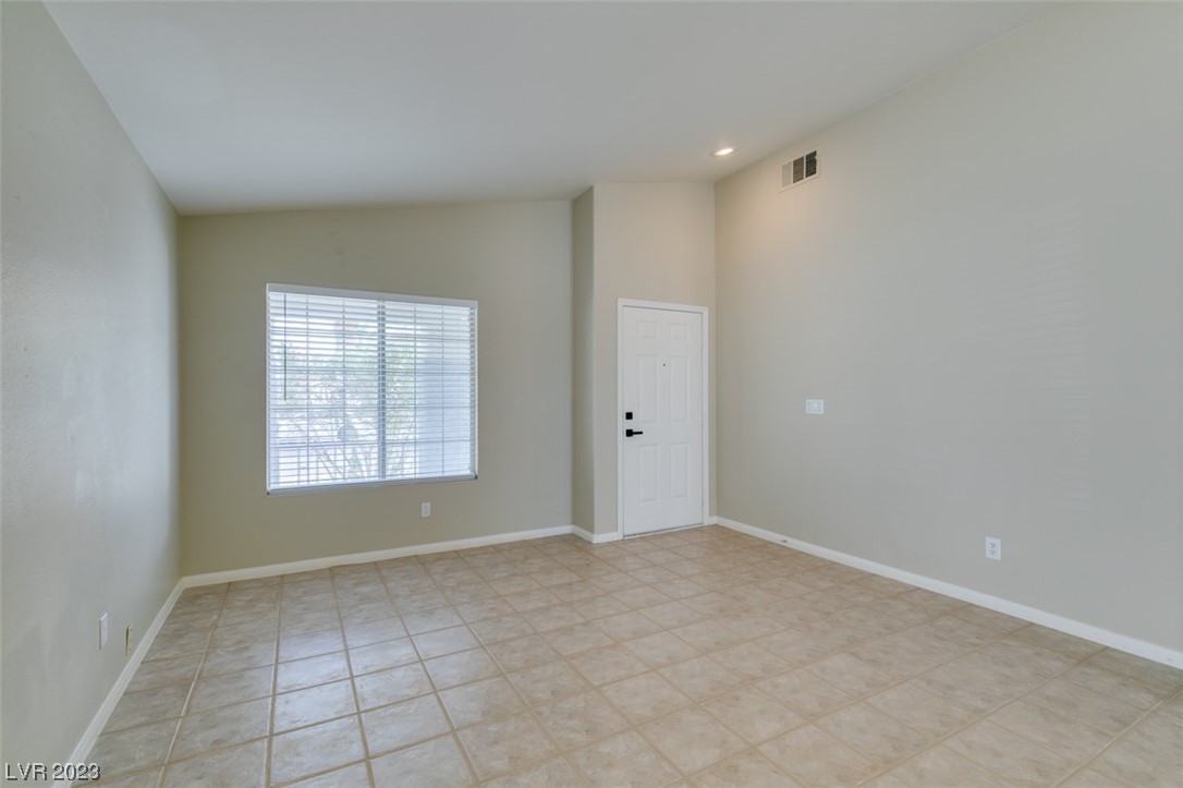 4927 Rancho Domingo Court