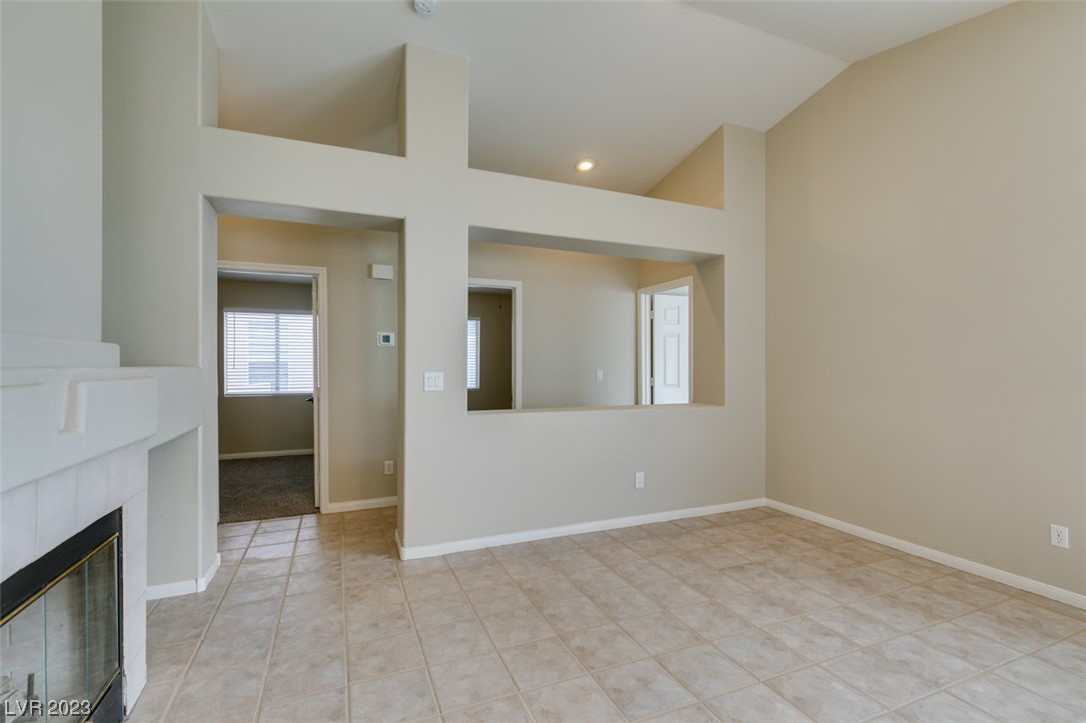 4927 Rancho Domingo Court