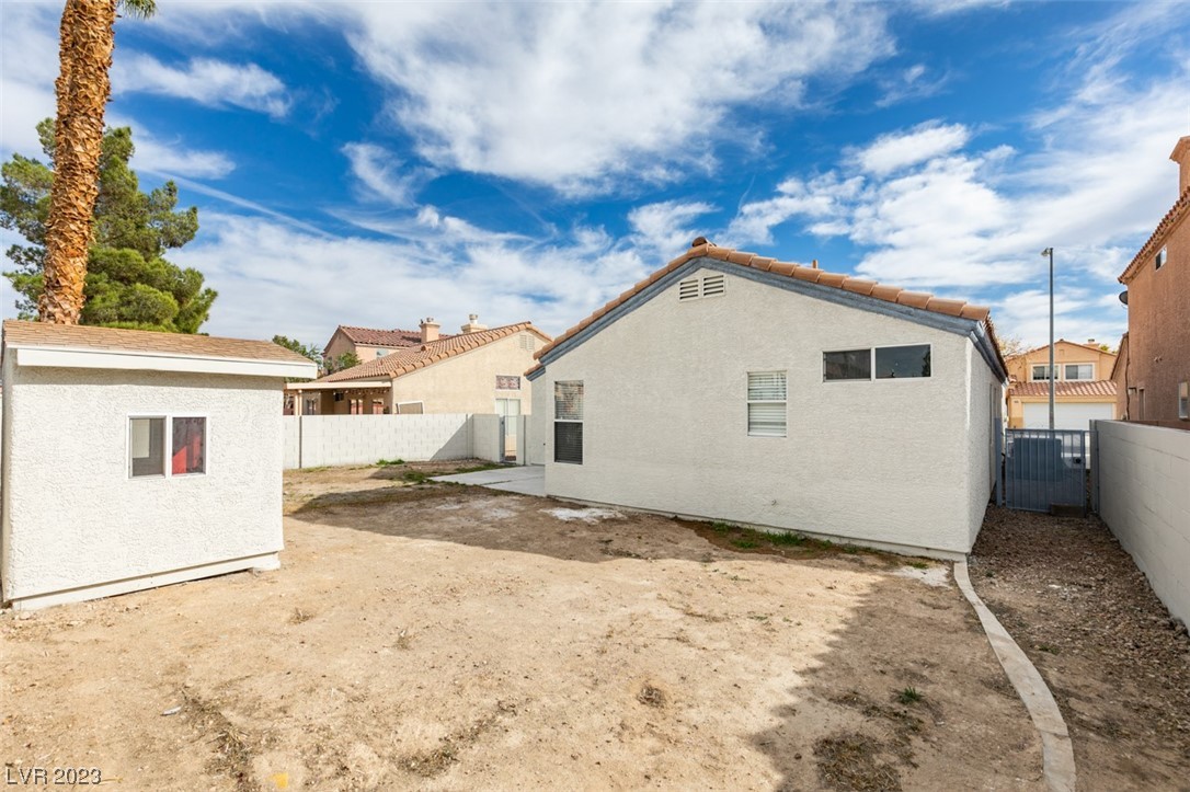 4927 Rancho Domingo Court