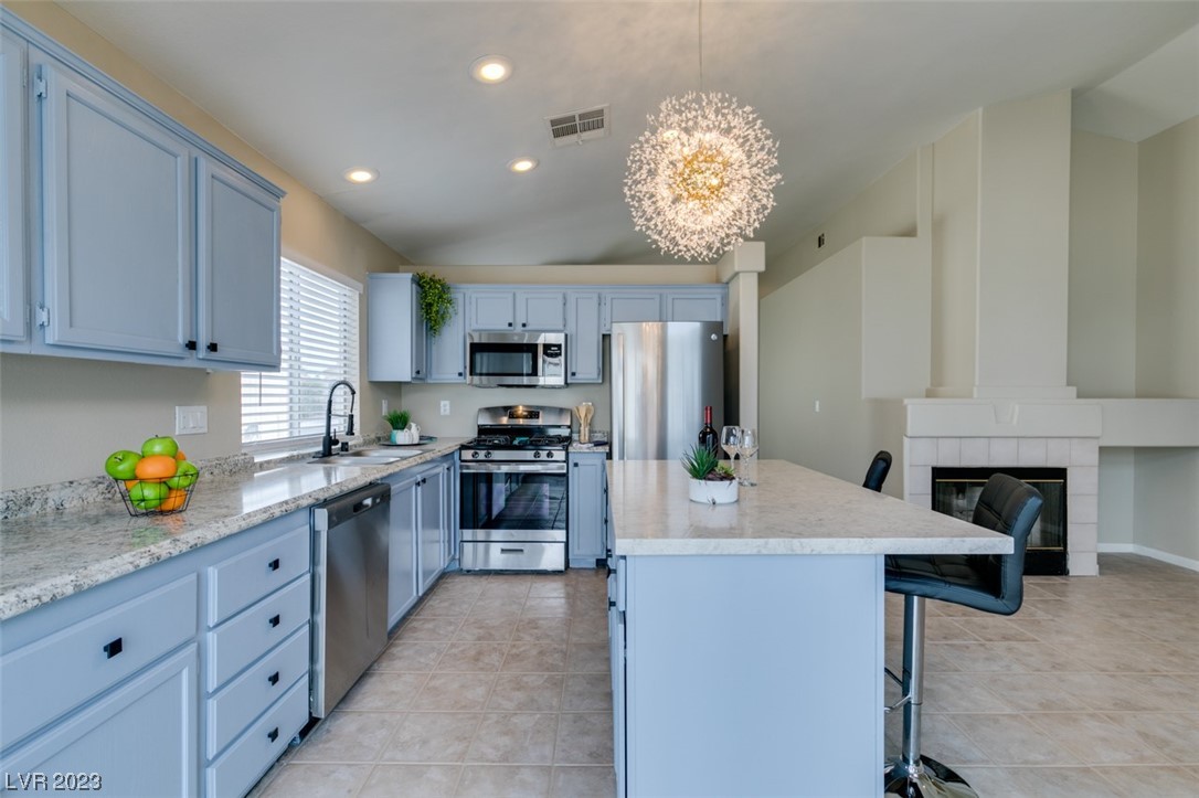 4927 Rancho Domingo Court