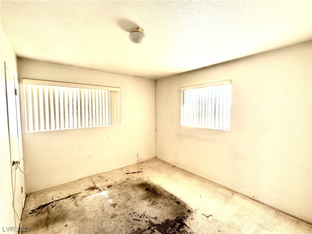 1307 Tamerack Avenue